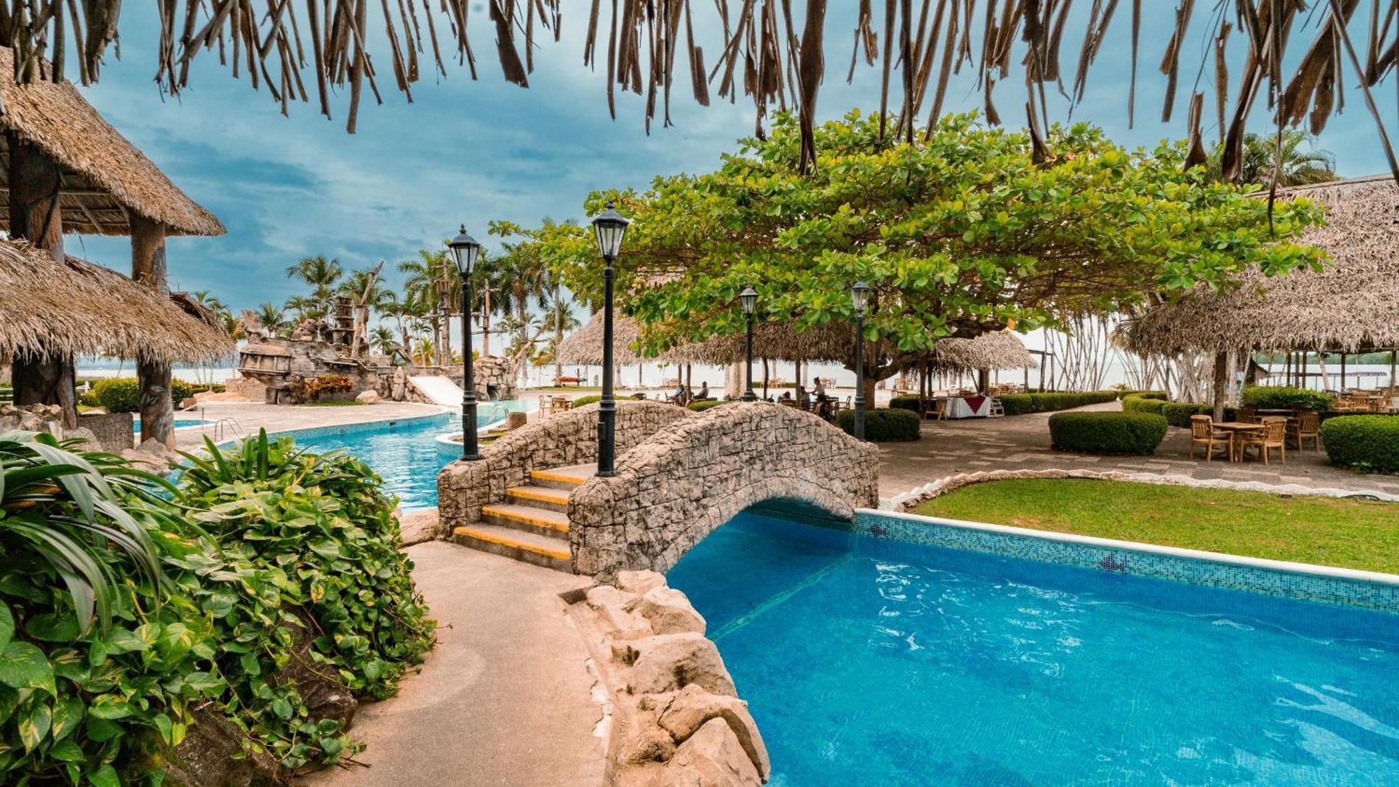 Amatique Bay Hotel Puerto Barrios Exterior foto